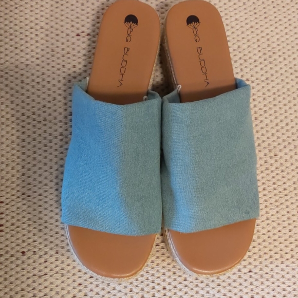 Big Buddha Open Toed Wedge - Picture 4 of 7